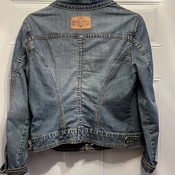 CAbi Jean Jacket Button Up Sz Sm - Picture 2 of 4